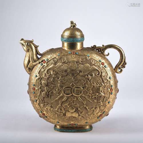 A gilt-bronze 'bats and peach' winepot