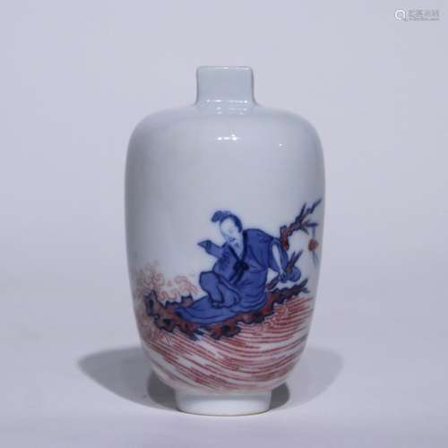 An underglaze-blue and copper-red snuff bottle