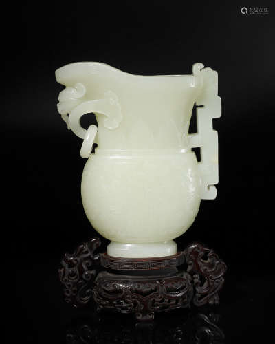 A Jade vase