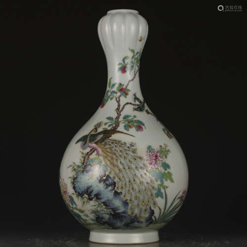 A famille-rose garlic-head vase