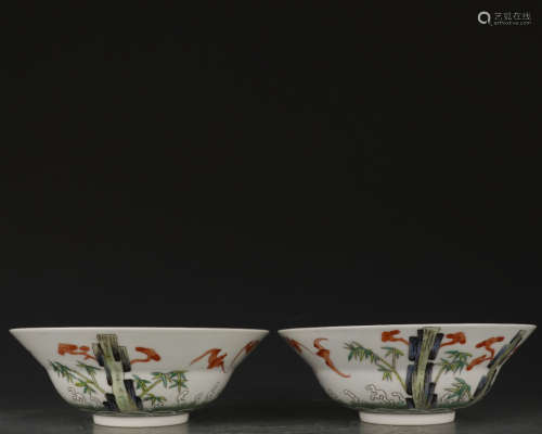 A pair of famille-rose 'bats' bowl