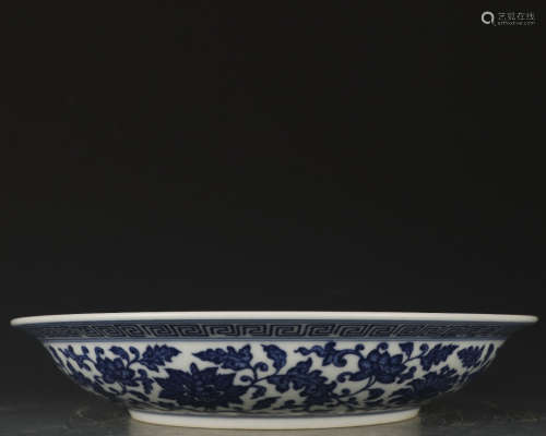 A blue and white 'bats and peach' dish