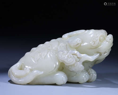 A jade lion ornament