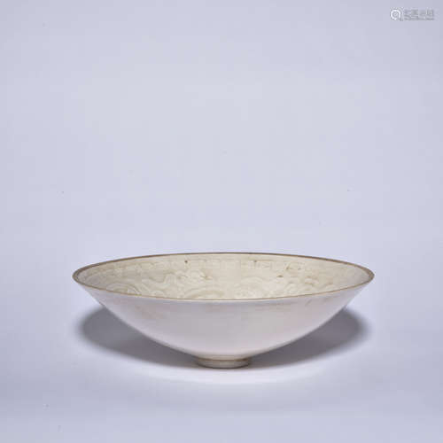 A Ding kiln 'floral' bowl