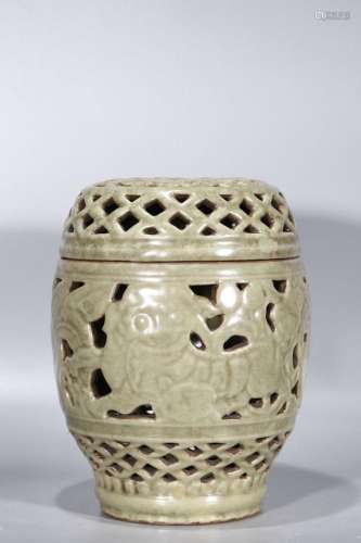 Longquan kiln hollowed out lion pattern lid jar