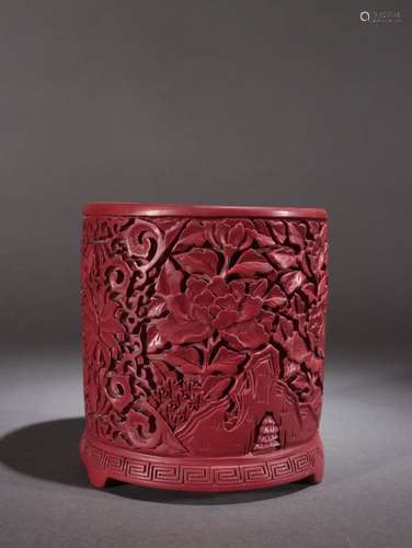 Pick red lacquer engraved flower pattern pen holder