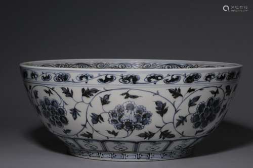 Blue and white intertwined flower pattern sea bowl