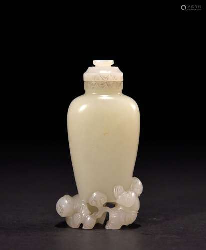 White Jade Snuff Bottle Carved with Child Pattern