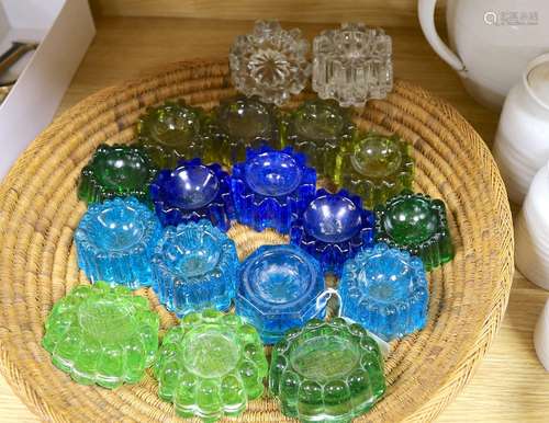 A group of glass dumps / weights (18)