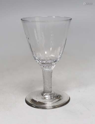 A George III incised stem drinking glass, 12.5cms high