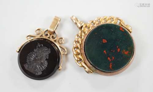 A late Victorian 9ct gold and bloodstone set spinning fob se...