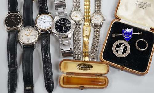 Seven assorted modern wrist watches including Pulsar and Rot...