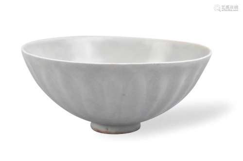 Chinese Longquan Ware Celadon Lotus Bowl, Song D.