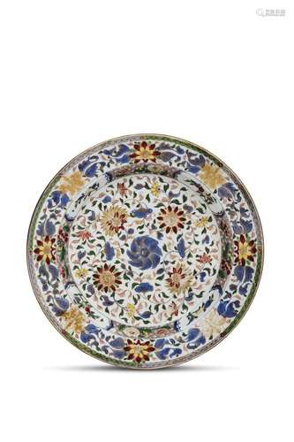 A PLATE, CHINA, QING DYNASTY, SEC. XVIII<br />
清 十八世纪 青...