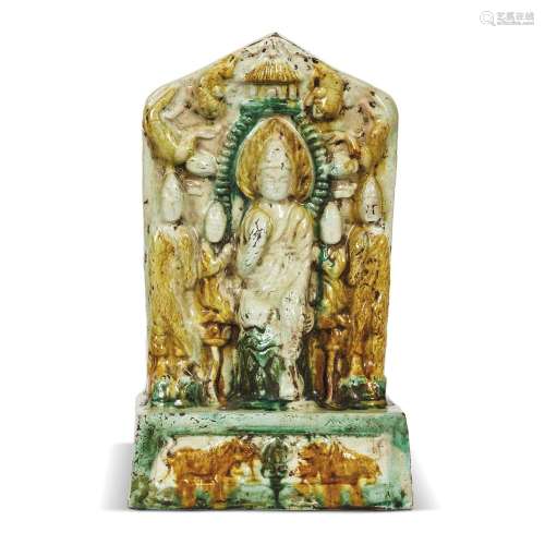 A SCULPTURE, CHINA, QING DYNASTY, 19TH CENTURY<br />
清 十九...