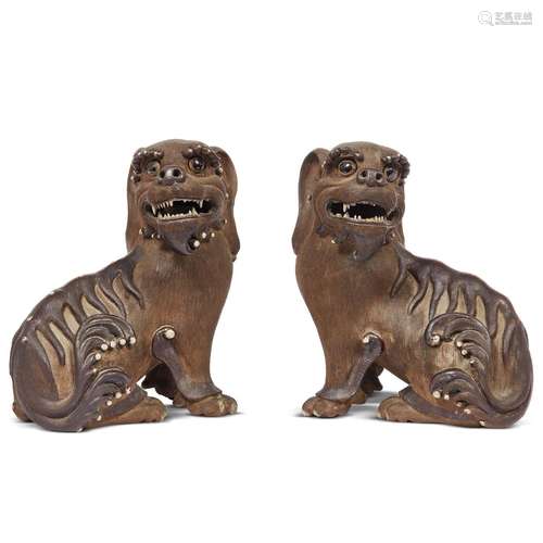 A PAIR OF DOGS, CHINA, QING DYNASTY, 18TH-19TH CENTURIES<br ...