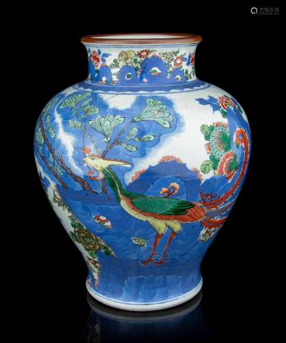 A Wucai Porcleain 'Phoenix' General Jar