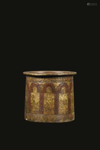 A MORTAR, PERSIA, 18TH CENTURY<br />
伊朗 十八世纪 铜杵臼 高...