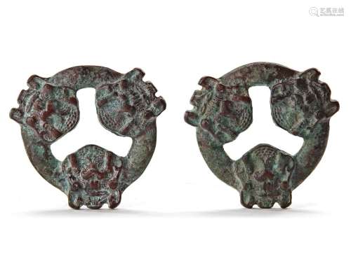 A PAIR OF CHINESE BRONZE HORSE ACCESSORIES, WESTERN ZHOU DYN...