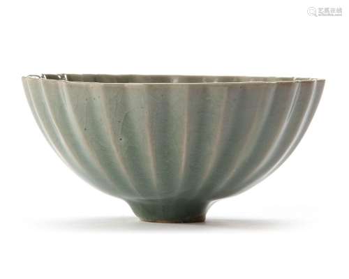 A CHINESE LONGQUAN PETAL-LOBED BOWL, SONG DYNASTY (960-1279)