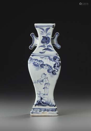 A  CHINESE BLUE AND WHITE FACETED VASE, MING DYNASTY, LATE 1...