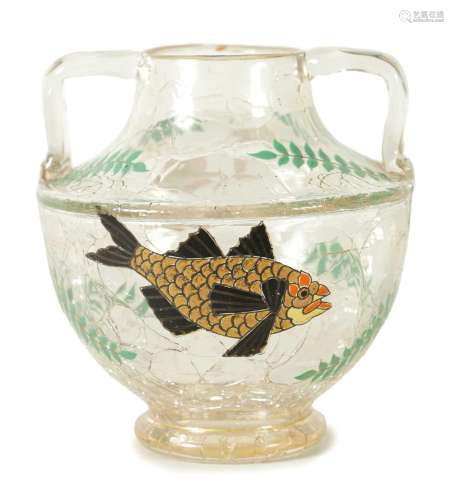 AN EARLY 20TH CLEAR CRACKLEWARE TWO-HANDLED GLASS VASE