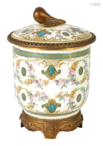 AN 18TH CENTURY ORMOLU MOUNTED SERVES JAR AND COVER