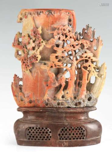 A LATE 19TH CENTURY CHINESE SOAPSTONE VASE ON STAND