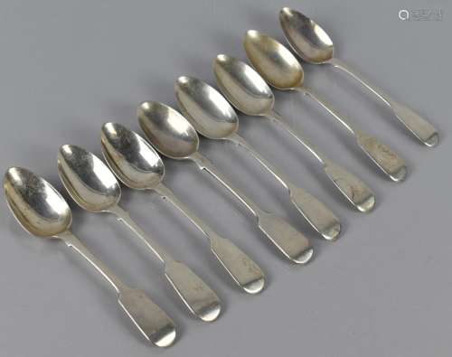 A Collection of Eight Georgian and Victorian Teaspoons, 163g