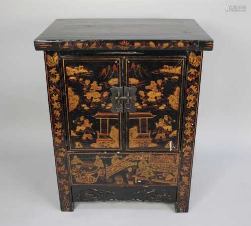 A Black Lacquer Chinoiserie Cabinet, 68x43x84cms