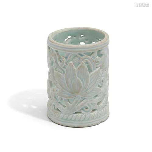 White Porcelain Openwork Brush Pot