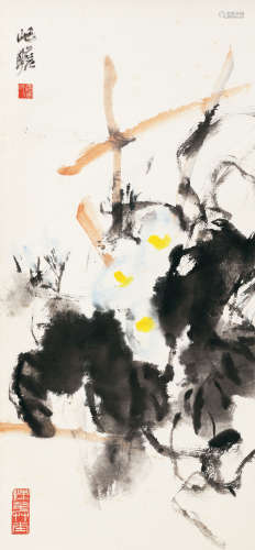 朱屺瞻（1892-1996） 花鸟 立轴 设色纸本