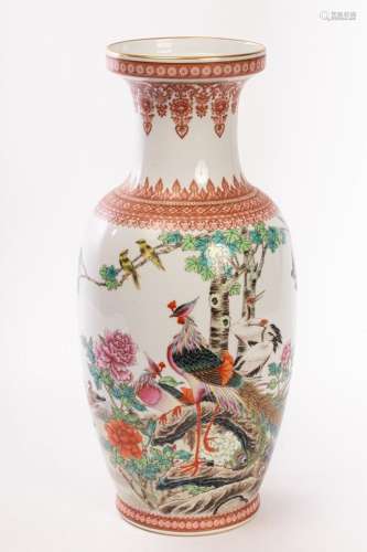 A Chinese porcelain vase, 20th Century, decorated with phoen...