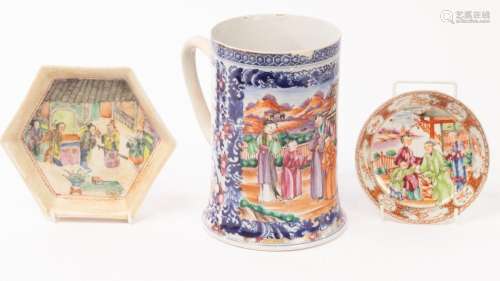 A Chinese famille rose porcelain mug and circular plate, Qin...