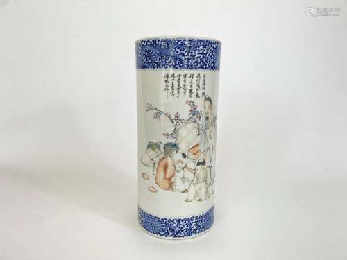 Tongzhi, Qing Dynasty A Light Falling Color Cap Tube with Ch...