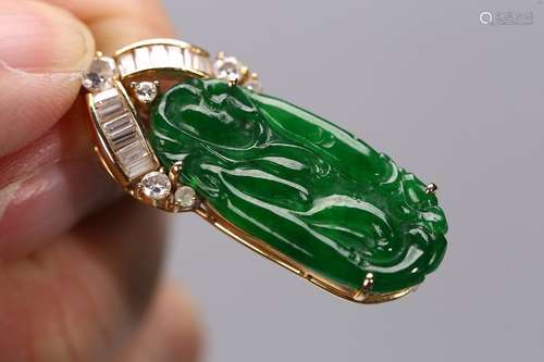 A NATURAL 'MELONS' JADEITE AND DIAMOND PENDANT