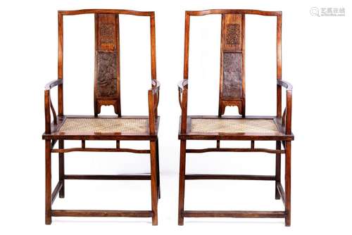 A PAIR OF HUANGHUALI BURLWOOD INSET YOKE BACK CHAIRS