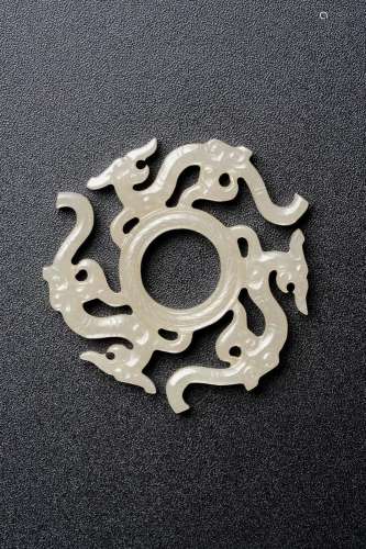 A WHITE JADE 'KUI DRAGON' BI DISC