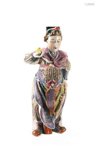 A CHINESE FAMILLE ROSE PORCELAIN 'GENERAL' FIGURE