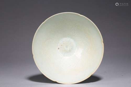 A QINGBAI INCISED BOWL