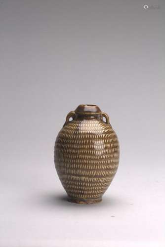 A CHINESE CIZHOU CUT-SLIP VASE