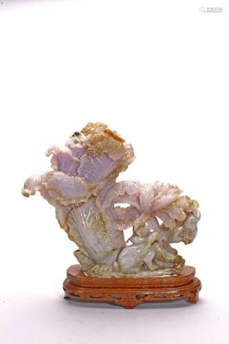 A LAVENDER JADEITE 'CABBAGE' CARVING