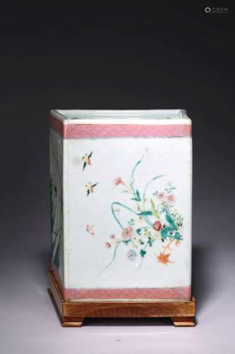 A FAMILLE ROSE 'FLOWERS AND BIRDS' TRAPEZOID VASE