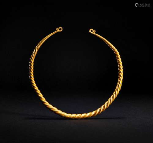 A HIGHLY RARE ROMAN TWISTED GOLD EMPRESS CHOKER, IMPERIAL PE...