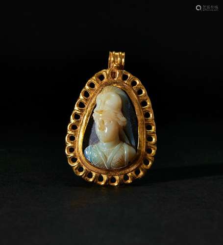 A ROMAN SARDONYX CAMEO OF A GENERAL CIRCA 1ST CENTURY A.D.