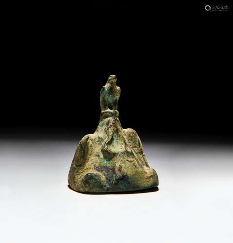 A ROMAN BRONZE FIGURE OF AN EAGLE ON A MOUNTAIN, IMPERIAL PE...