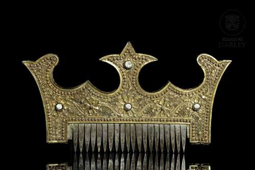 Gold-plated silver comb and four stones, Indonesia