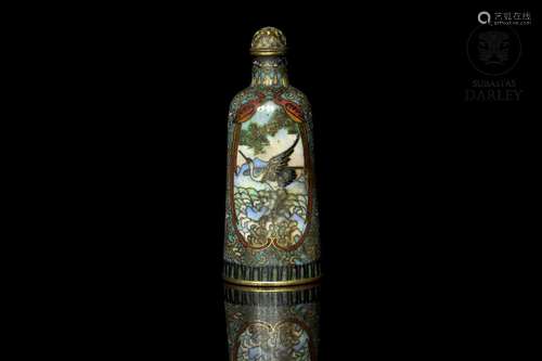 Cloisonné snuff bottle, Qing dynasty, early 20th century