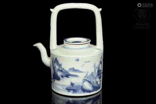 Blue and white porcelain teapot, Qing dynasty