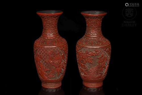 Pair of red lacquer vases, 20th century